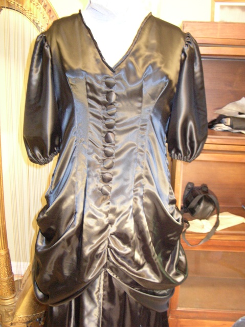 20090730-victorian-gown-sewing-04.jpg