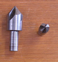 200px-4FlutedCountersink.jpg