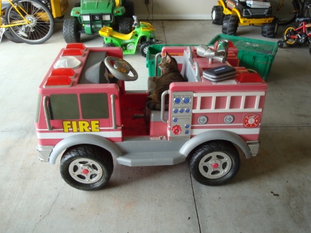 2010111181810_KID_TRAX_FIRE_TRUCK9.jpg