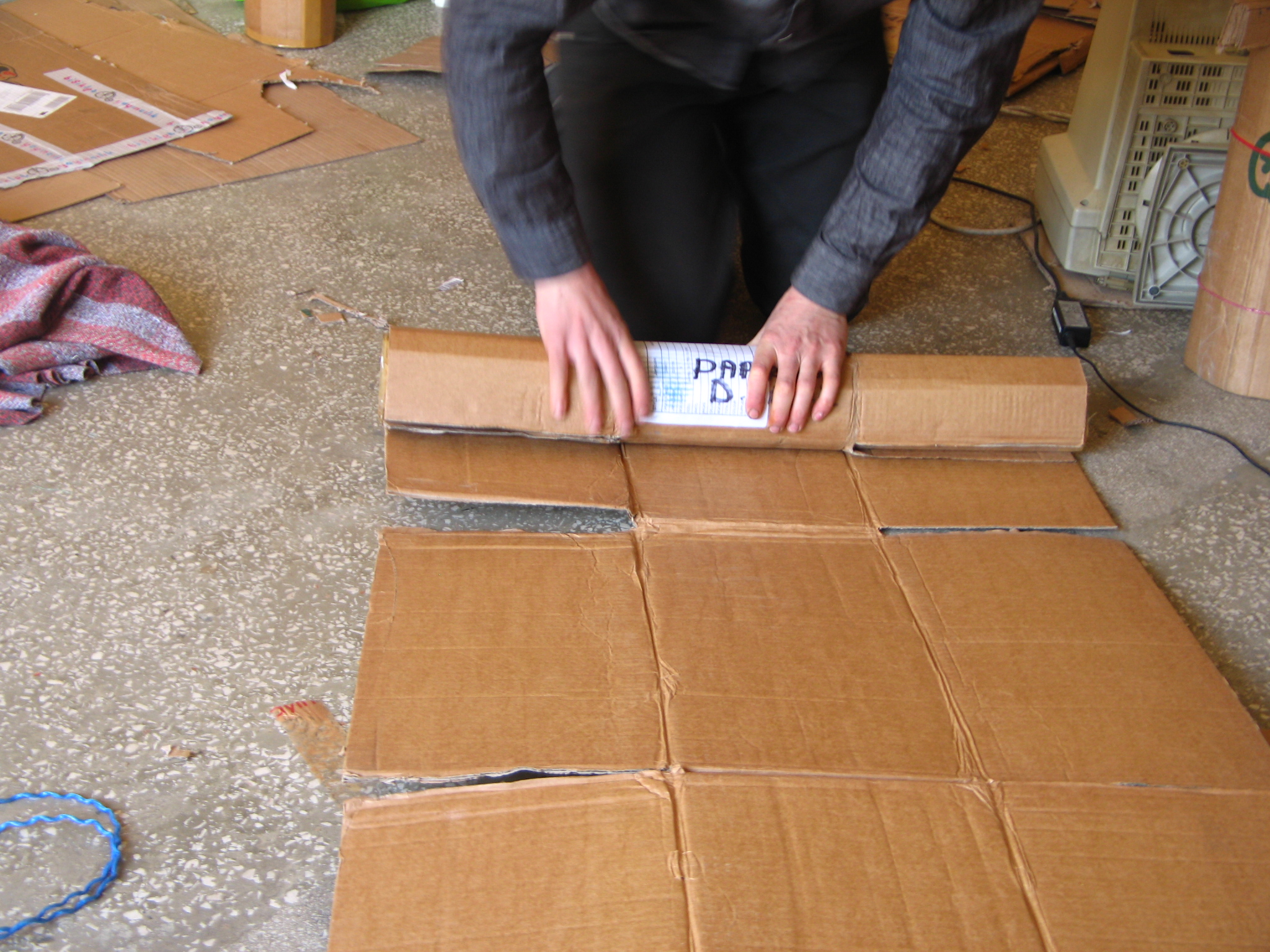 2013-03 24 Modular Cardboard Bookshelves 02 C.JPG