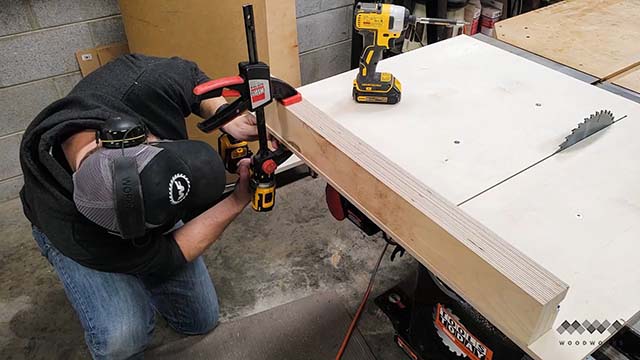 2019-04-02 Table Saw Sled.00_04_33_43.Still031.jpg