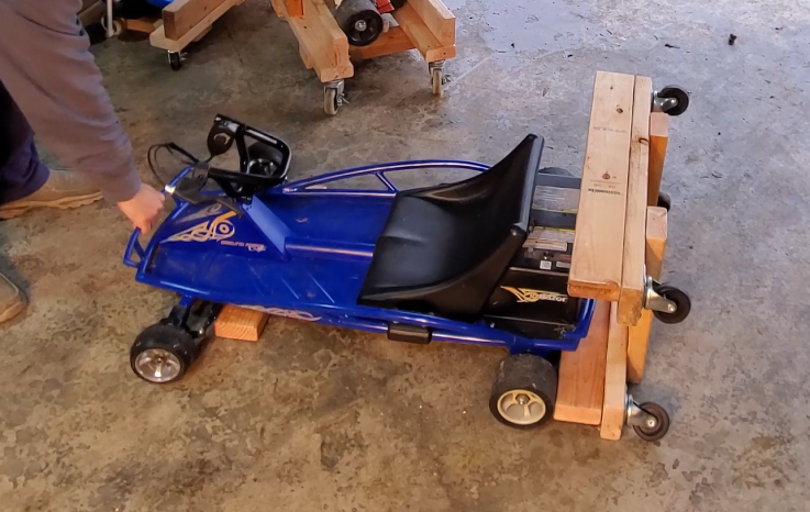 2024-11-04 10_15_11-go kart rack.mp4 - VLC media player.png