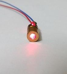 220px-Metal_covered_Laser_diode_switched_on.jpg