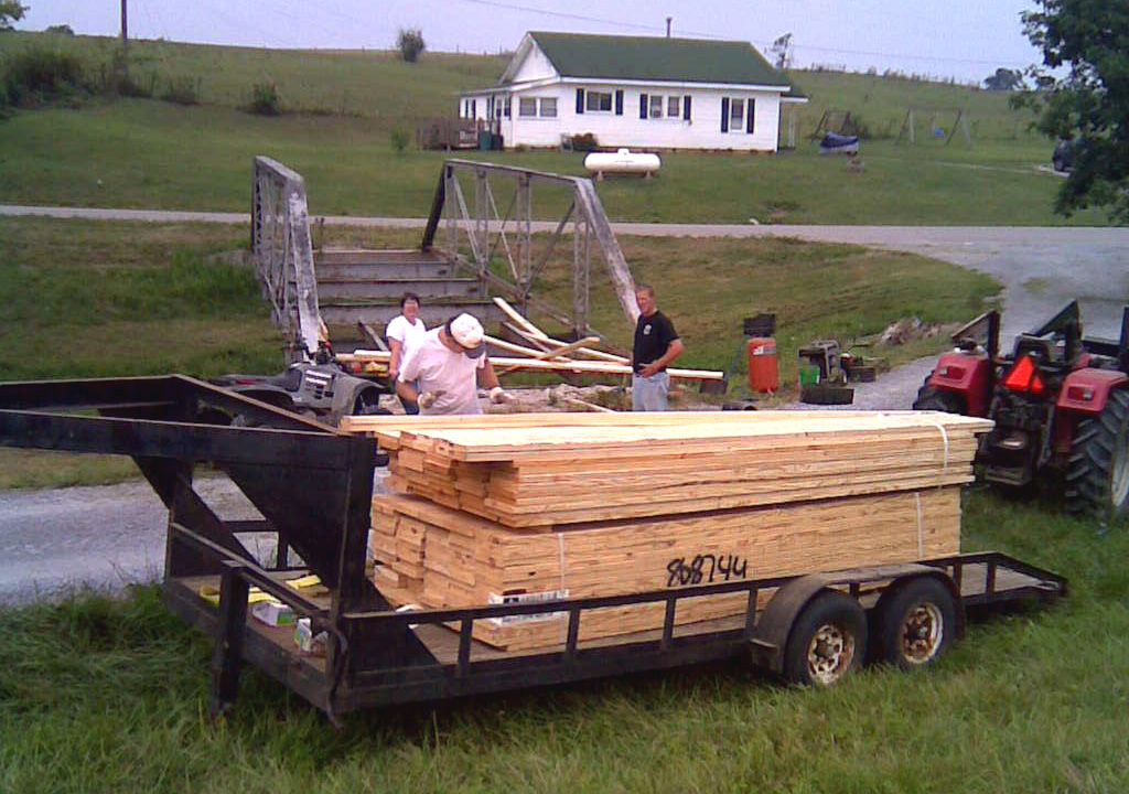 26 Lumber for deck.jpg