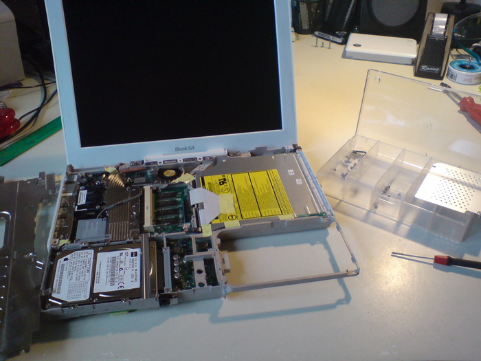 2_nude-ibook.jpg