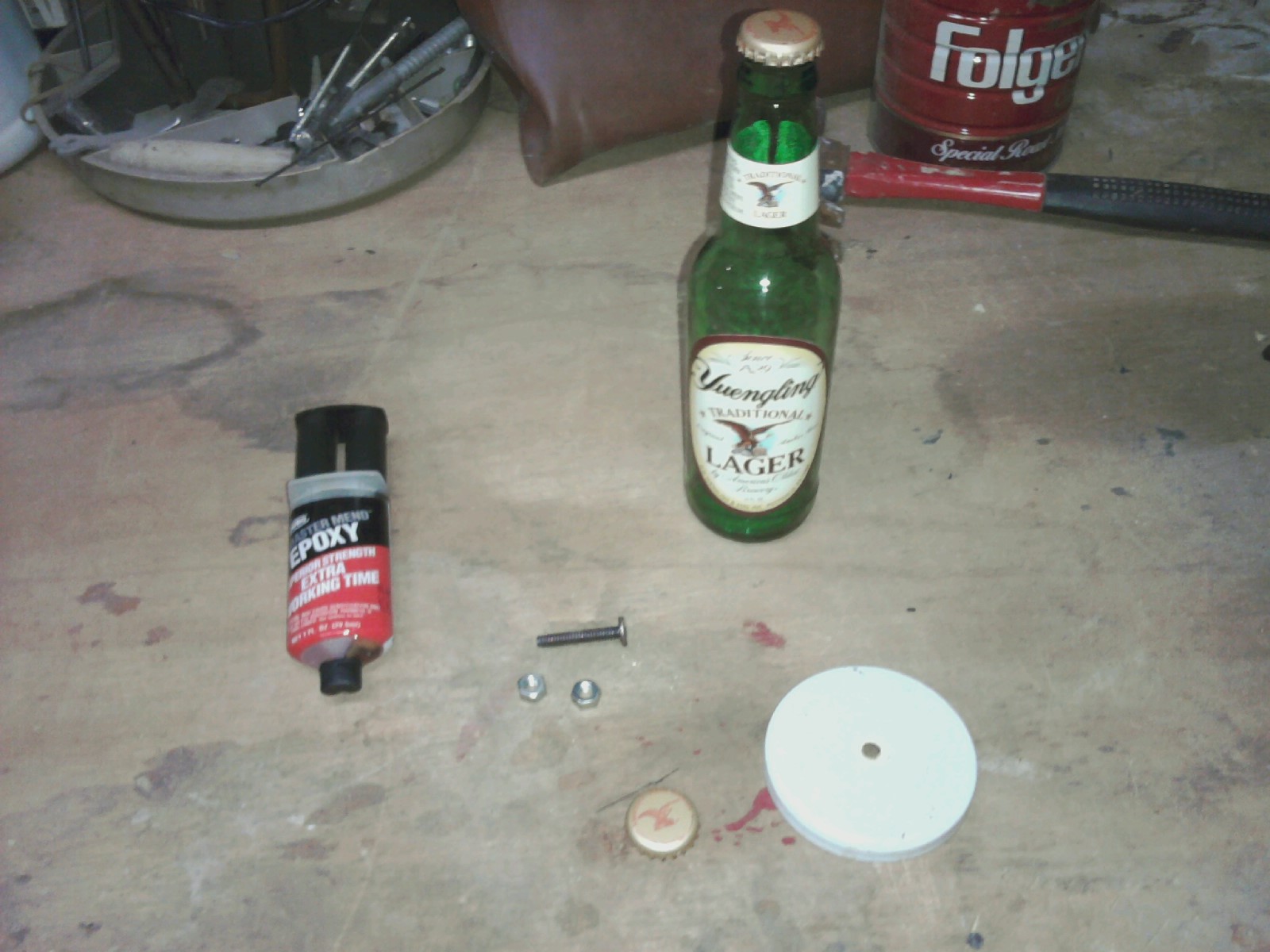 2beer, cap, bolt, magnet.jpg