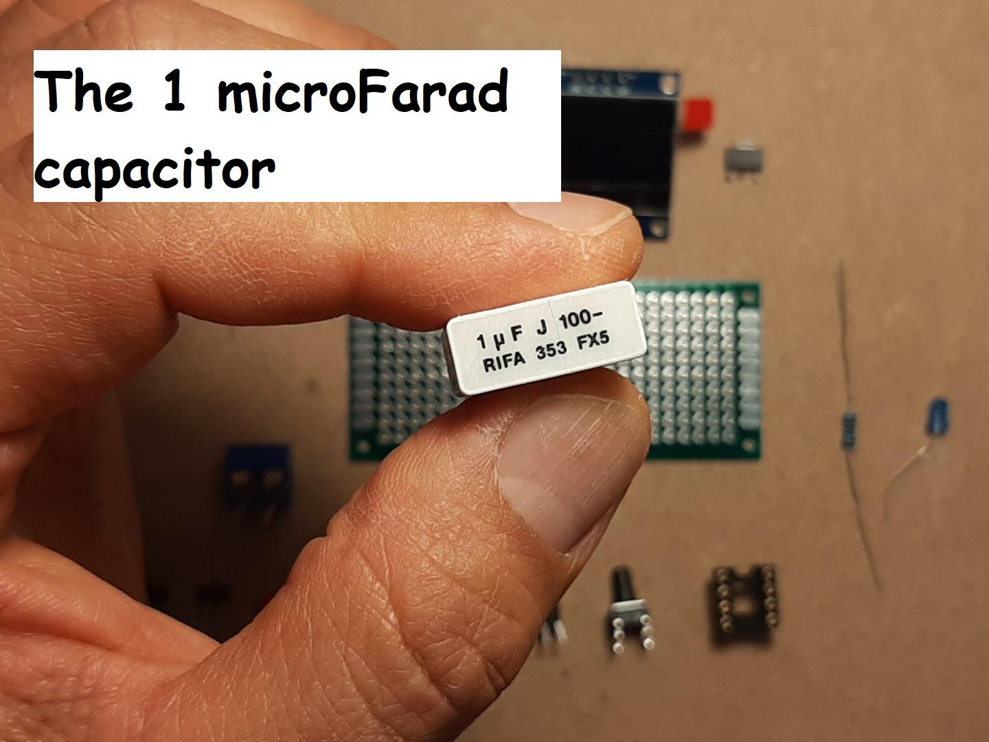 3 Capacitor.jpg