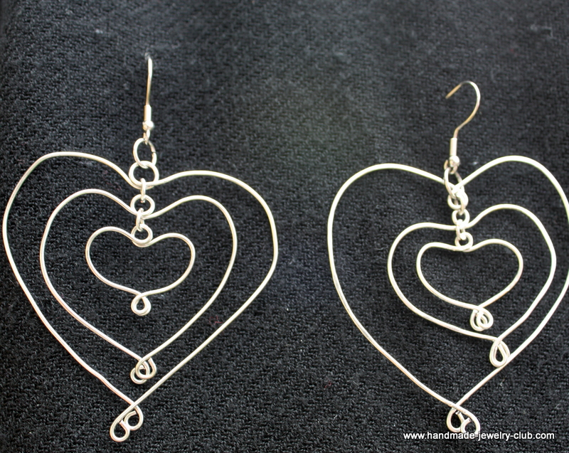 3 hearts Earrings4.JPG