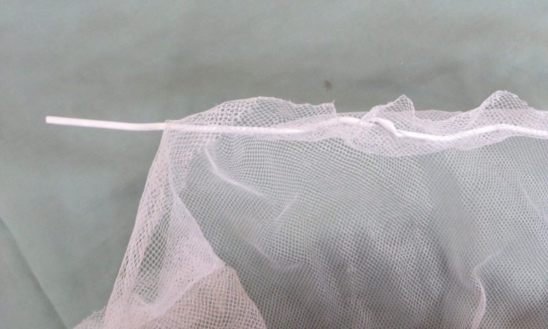 3 thread wire end through net.jpg