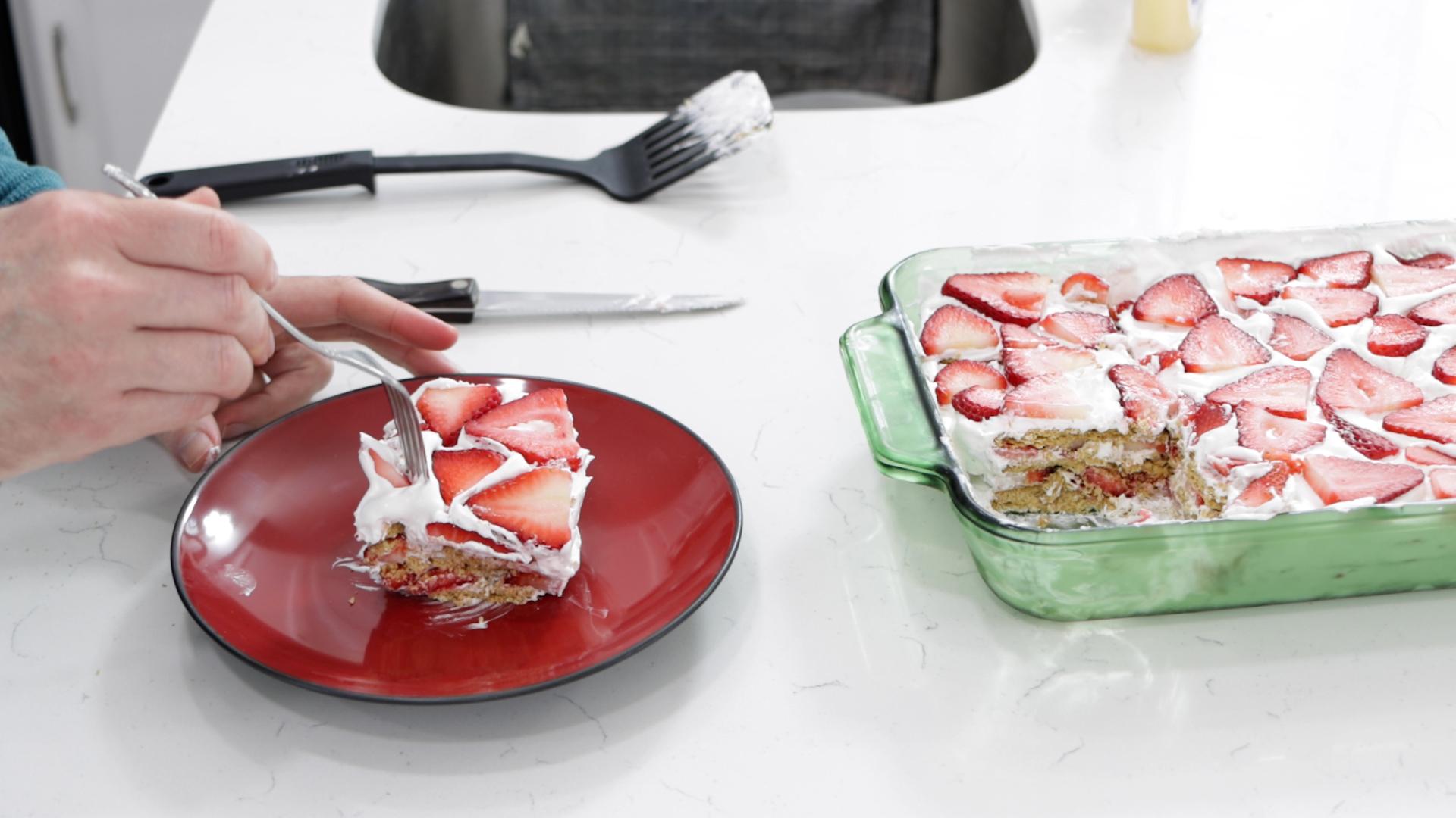 3-Ingredient Strawberry IceBox Cake.00_05_47_06.Still014.jpg