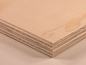 300px-Spruce_plywood.jpg