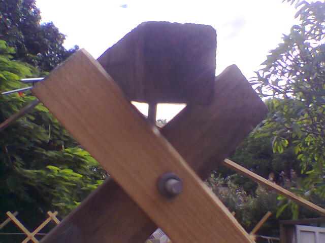 31-closeup of joint from outside yurt.jpg