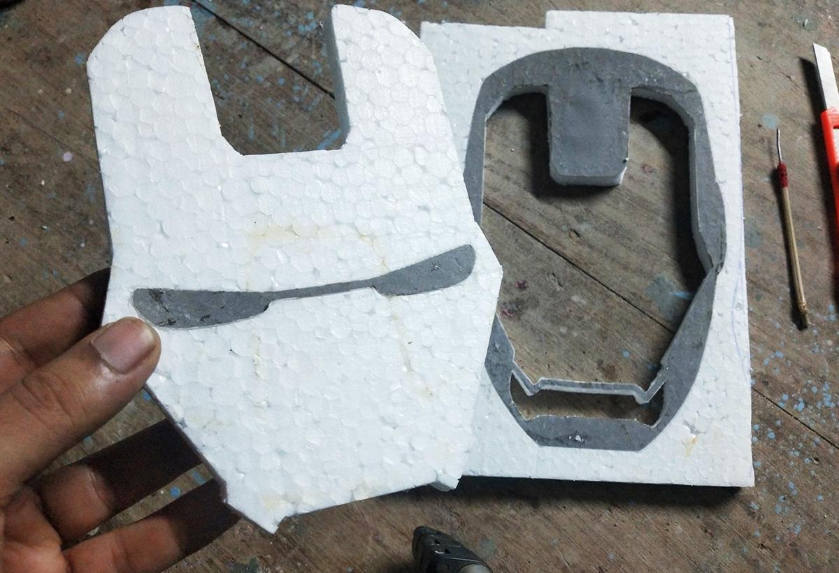 3_iron-man-foam-mould3.jpg