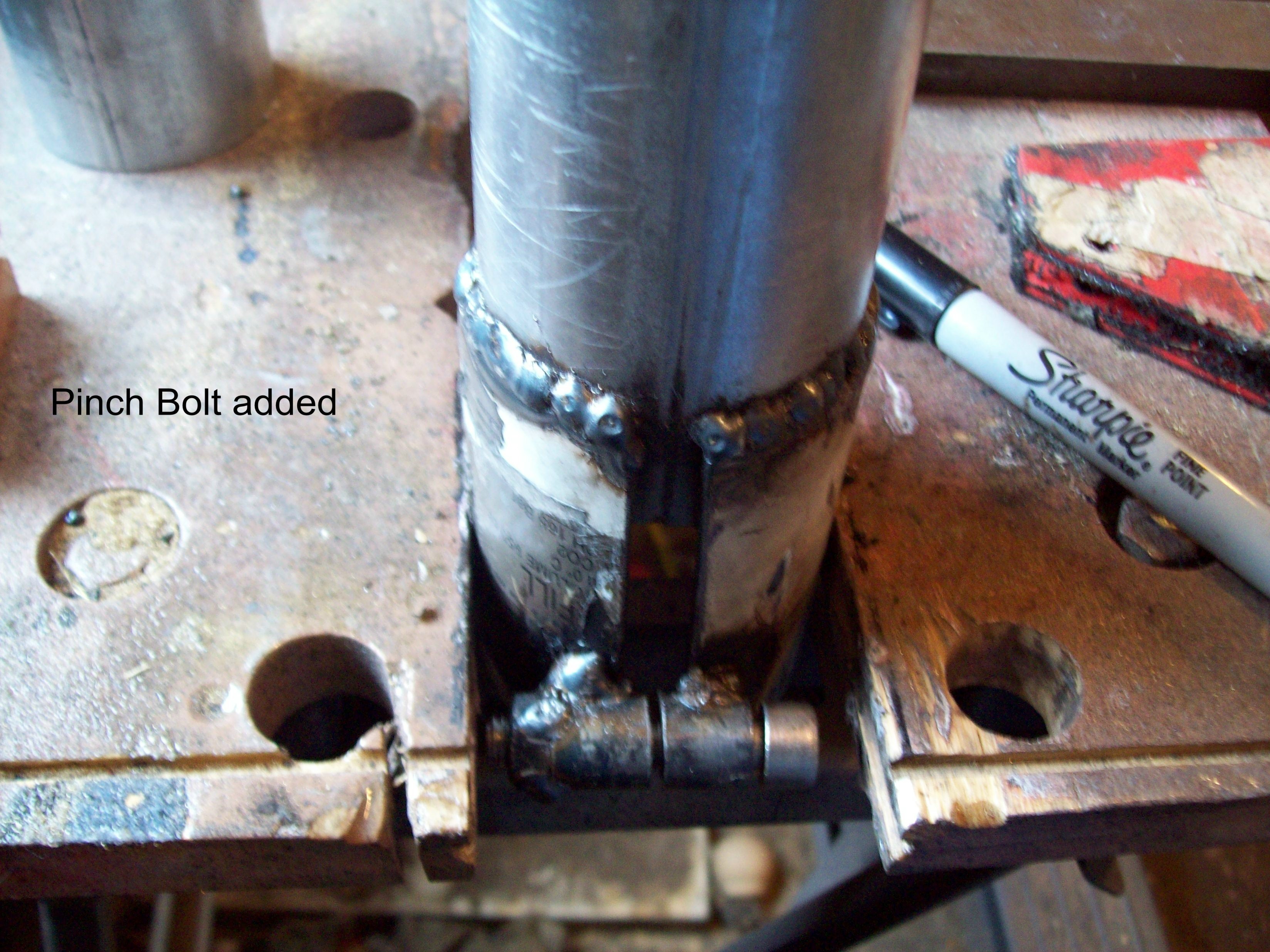 3j-EXhaustClampPinchBolt.jpg