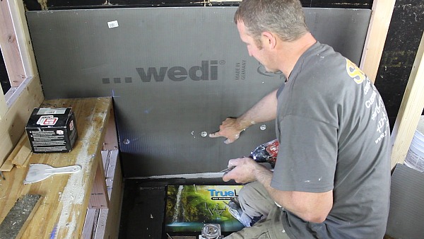 4-Secure Wedi Panel 600.jpg