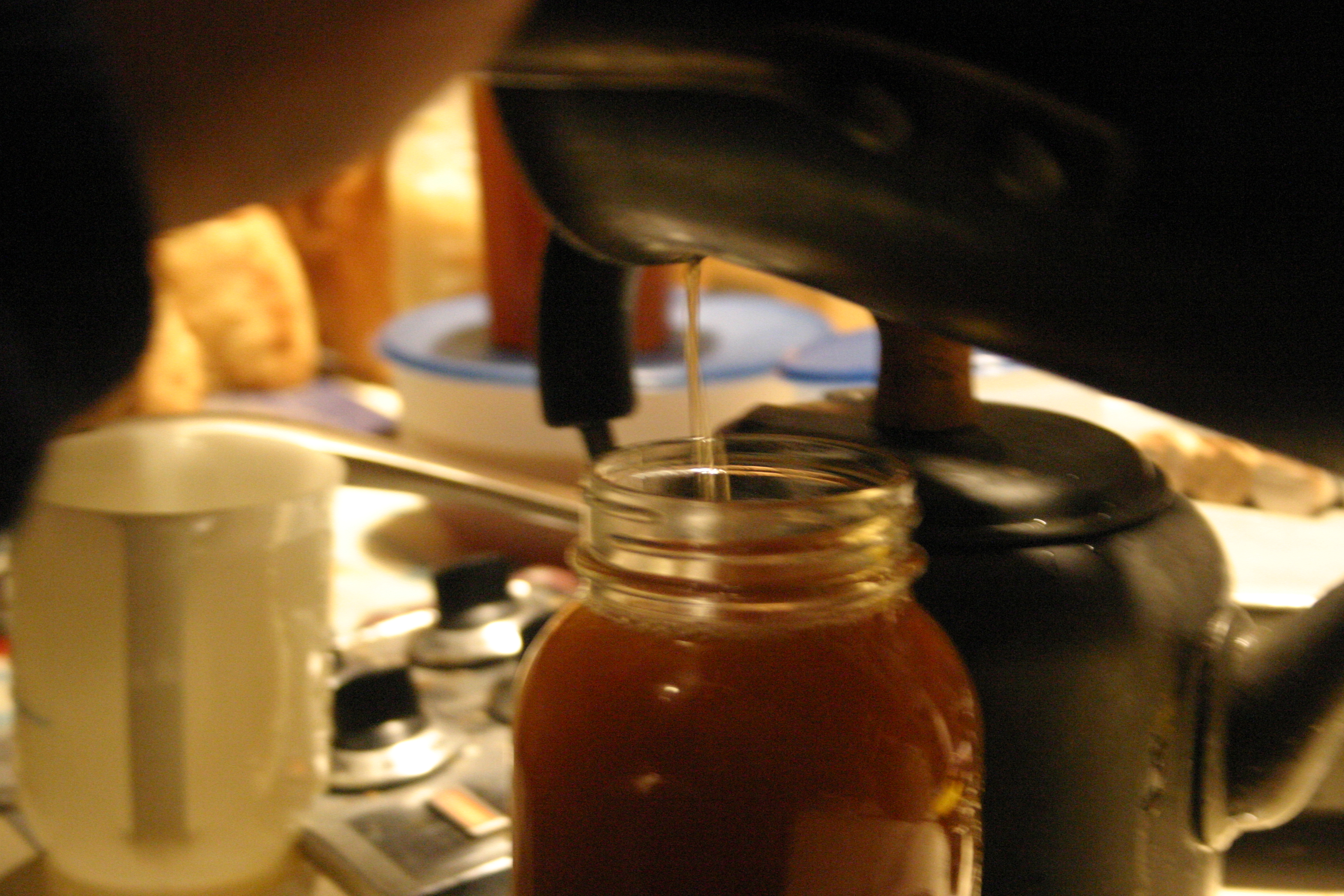 41fillingjar.JPG