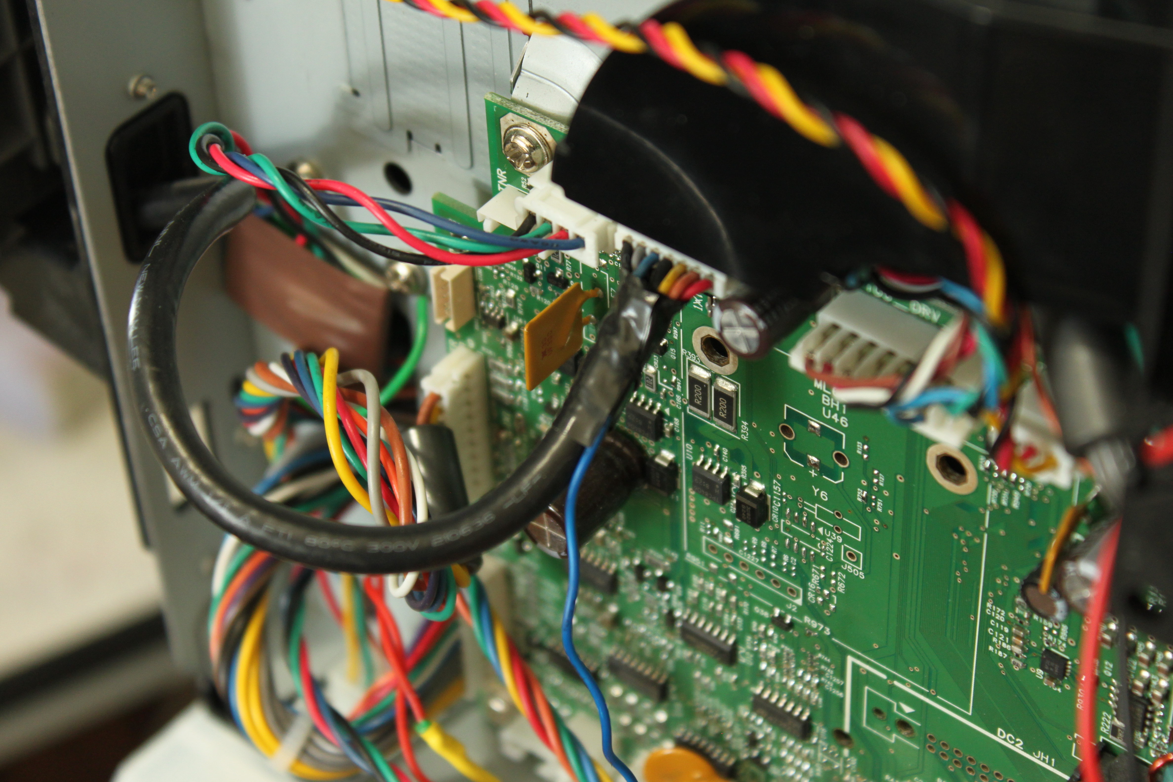 44 Operator Panel Connector 2.JPG
