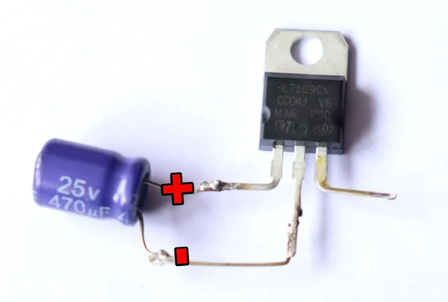 470uf capacitor.png