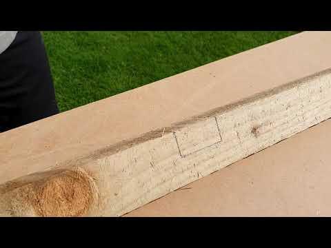 5 Make Your Own Bird table - Step 2: Cut the two feet