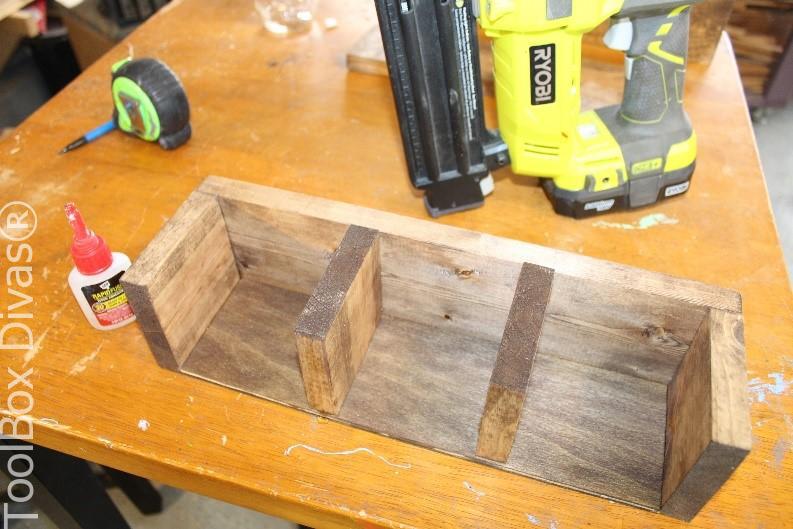 5.-DIY-Wooden-Centerpiece-ToolBox-Divas.jpg