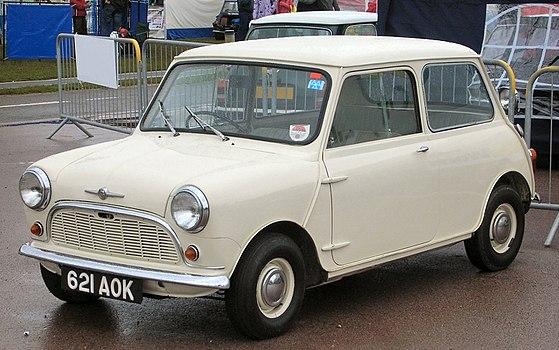 560px-Morris_Mini-Minor_1959_(621_AOK).jpg