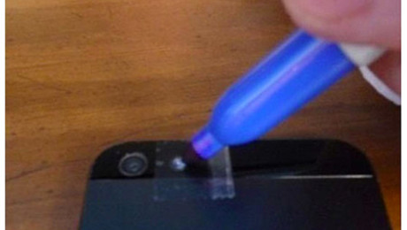 582195__blenderss-how-to-turn-your-phone-s-camera-flash-into-a-black-light-in-5-easy-steps.jpg