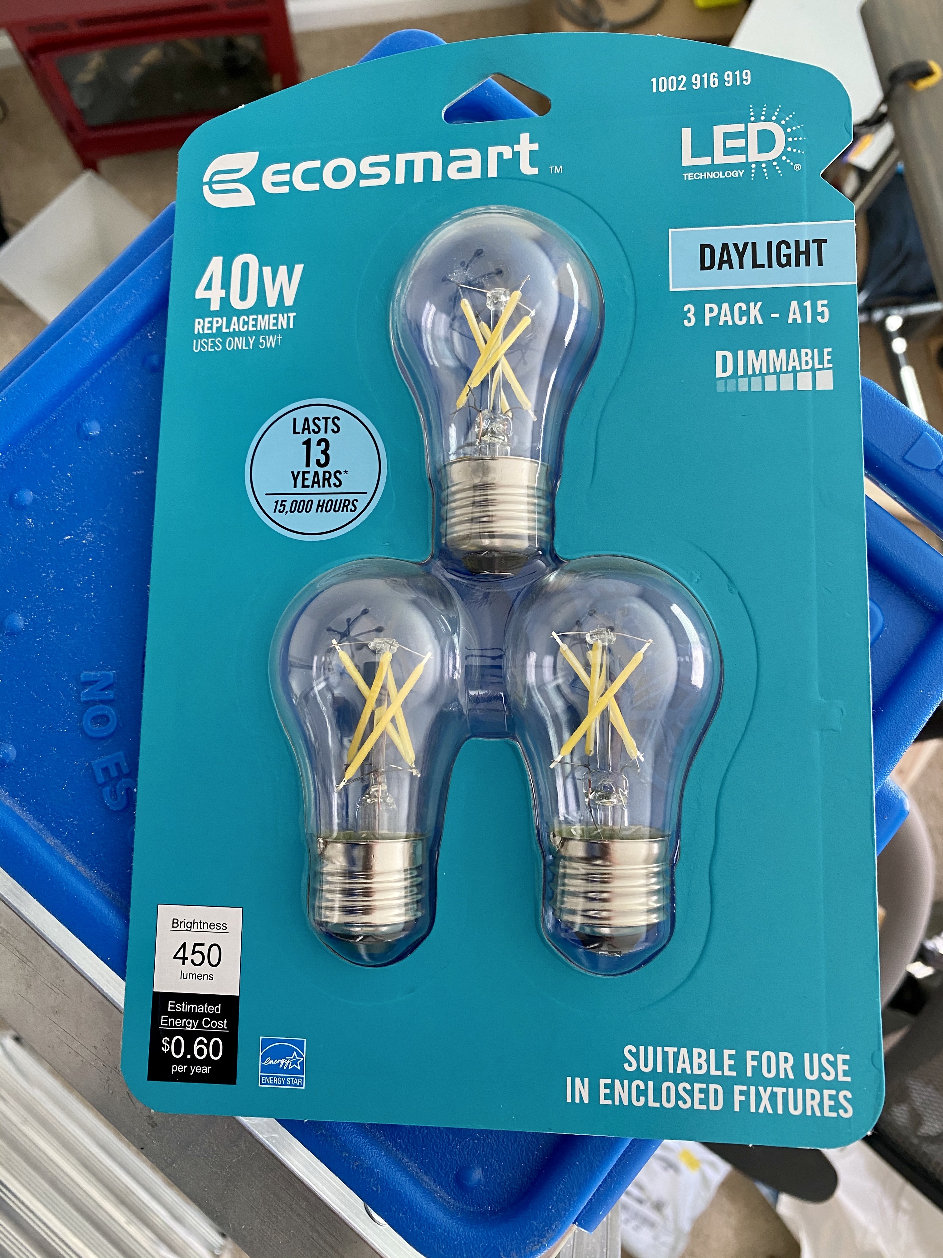 6 bulbs.jpg