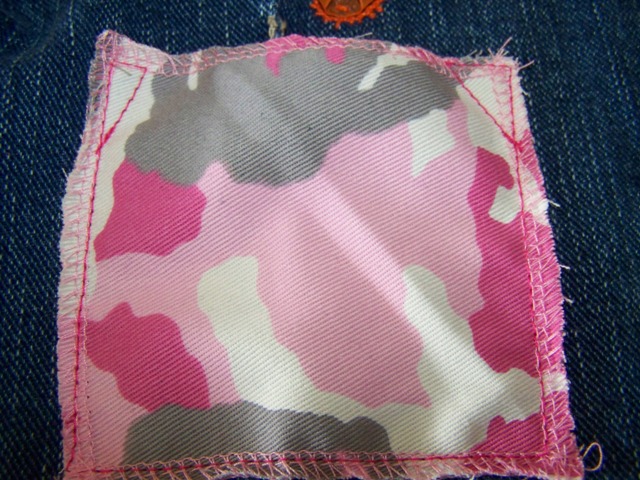 6. stitch around 3 edges of each pocket.JPG