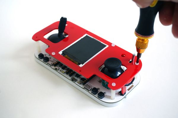 600px-Microduino_Joypad_face_bord.jpg