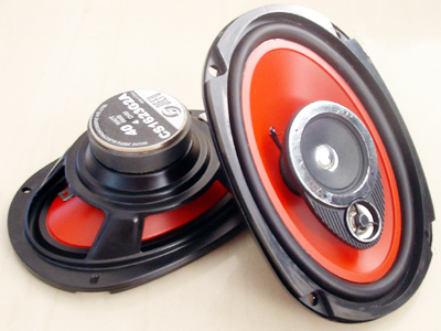 6_x_9_Inches_40W_3-Way_RMS_Car_Speaker.jpg