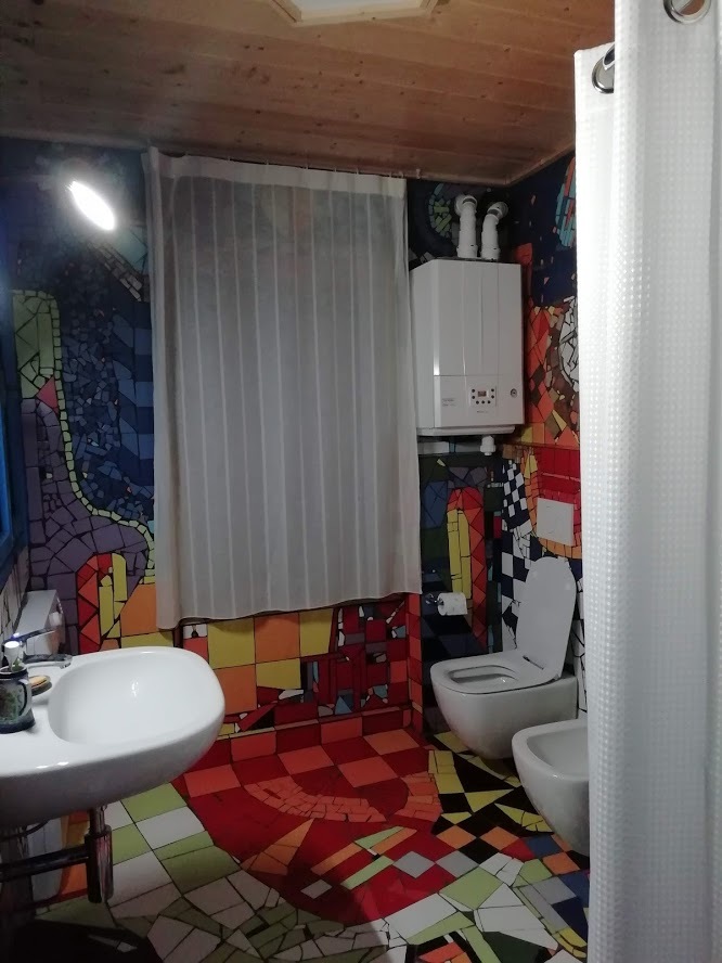 73 bathroom complete.jpg