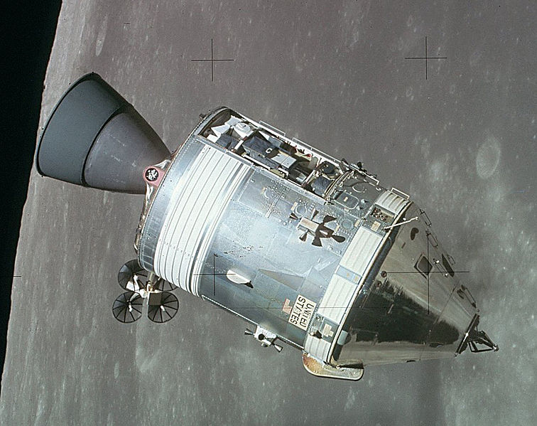 756px-Apollo_CSM_lunar_orbit.jpg