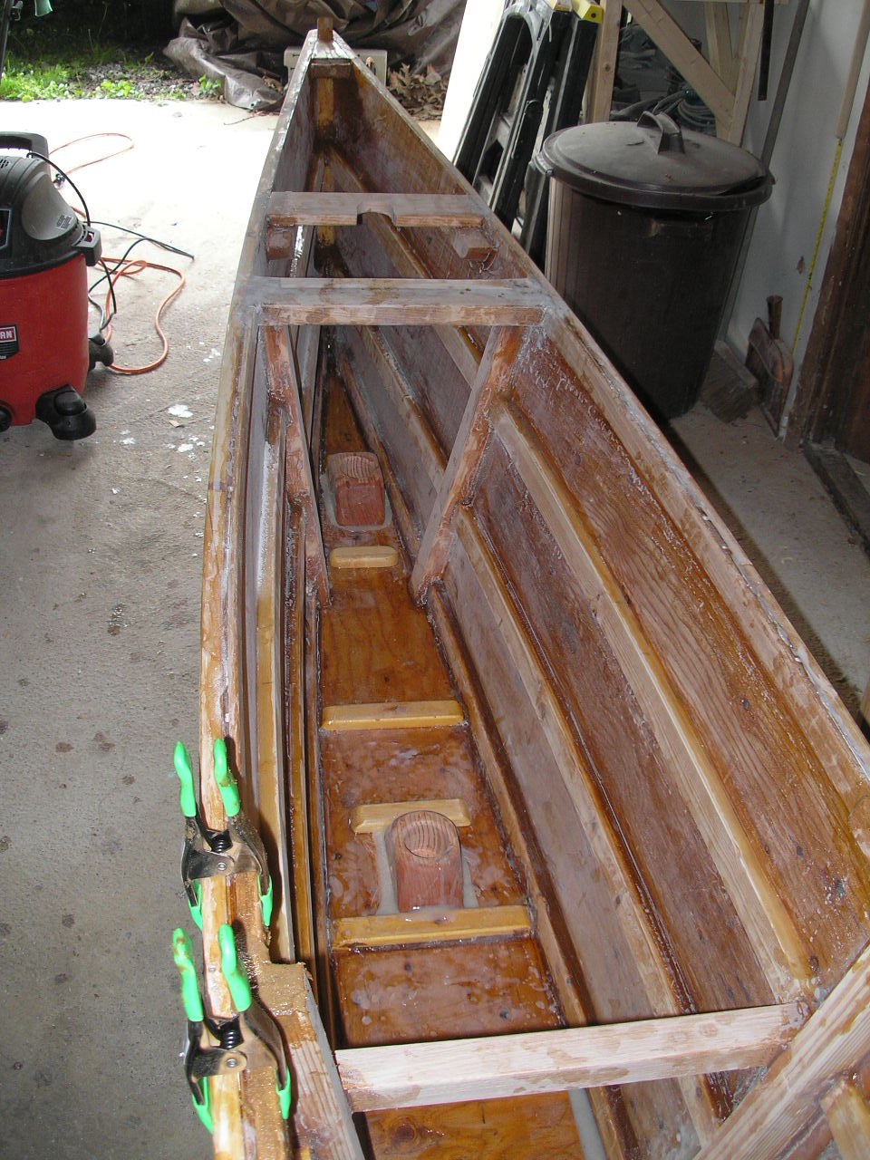 9 Short Dragon, Center and fore mast steps May 07.jpg