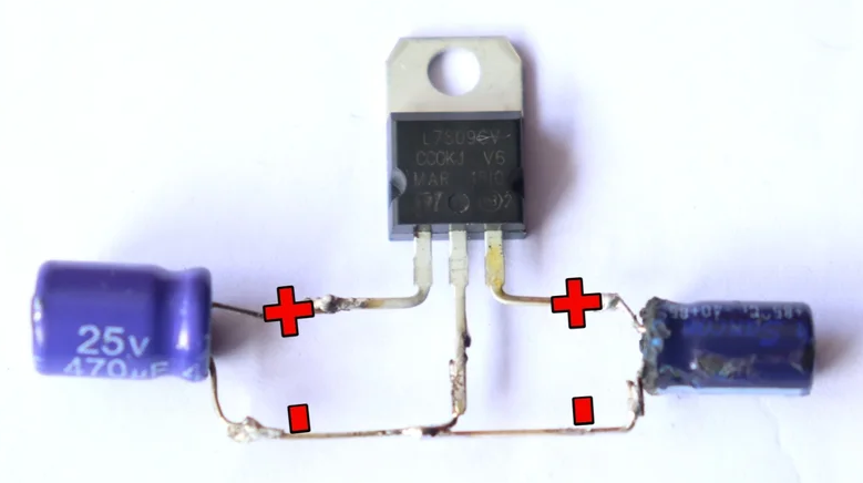 9V Output Power Supply.png