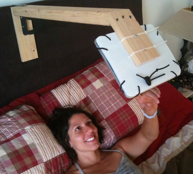 A Headboard Mount makes Happy Wife.JPG