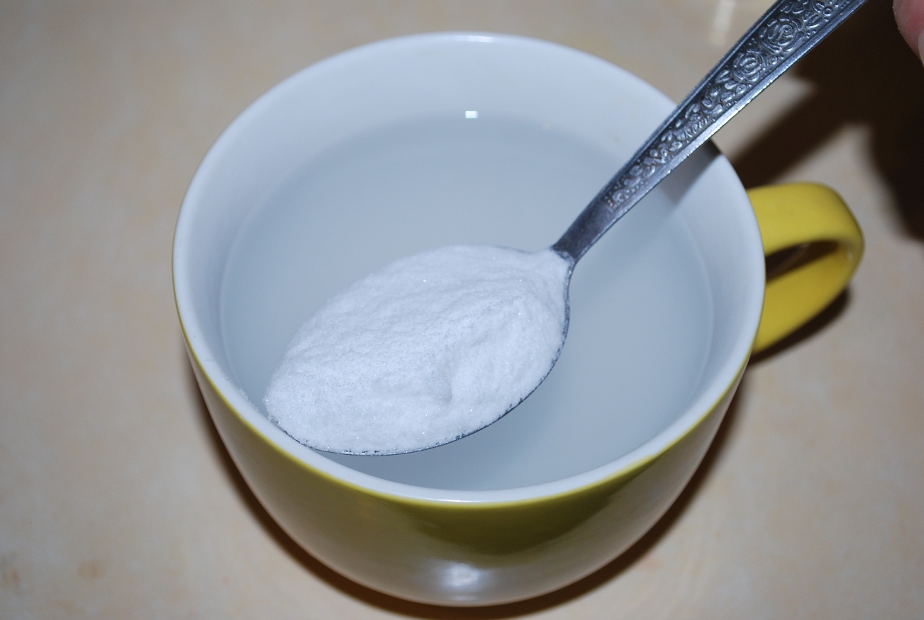 Adding Bicarbonate of Soda - Copy.JPG