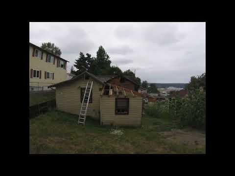 Addition Build 01- Removing the crappy old one bedroom addition on my house!