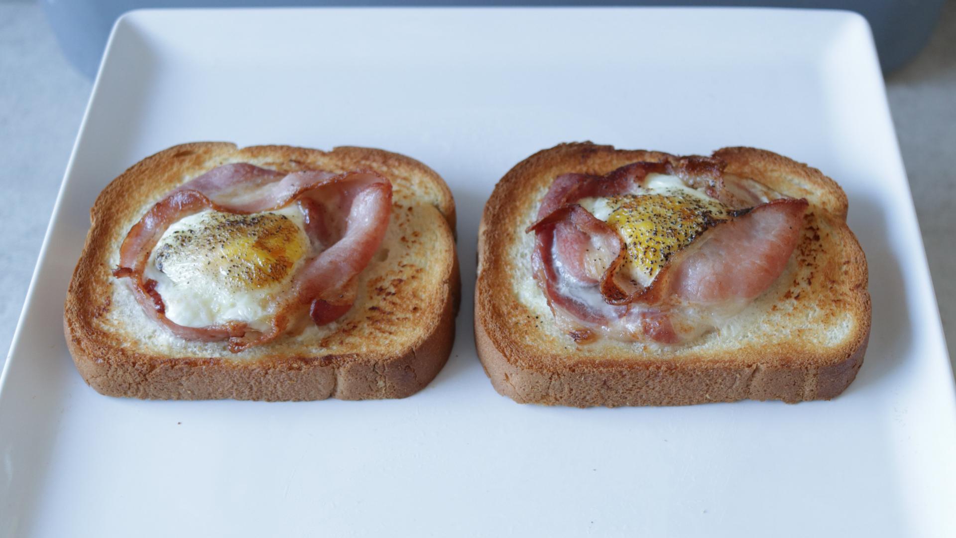 Air fryer bacon and egg toast recipe 3.jpg