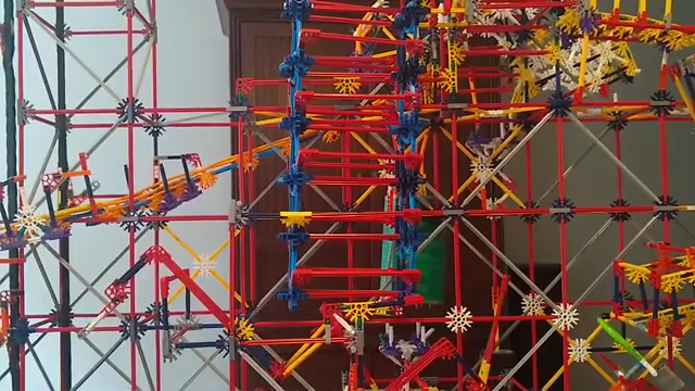 Alpha - A K'nex Ball Machine 1-28 screenshot.png