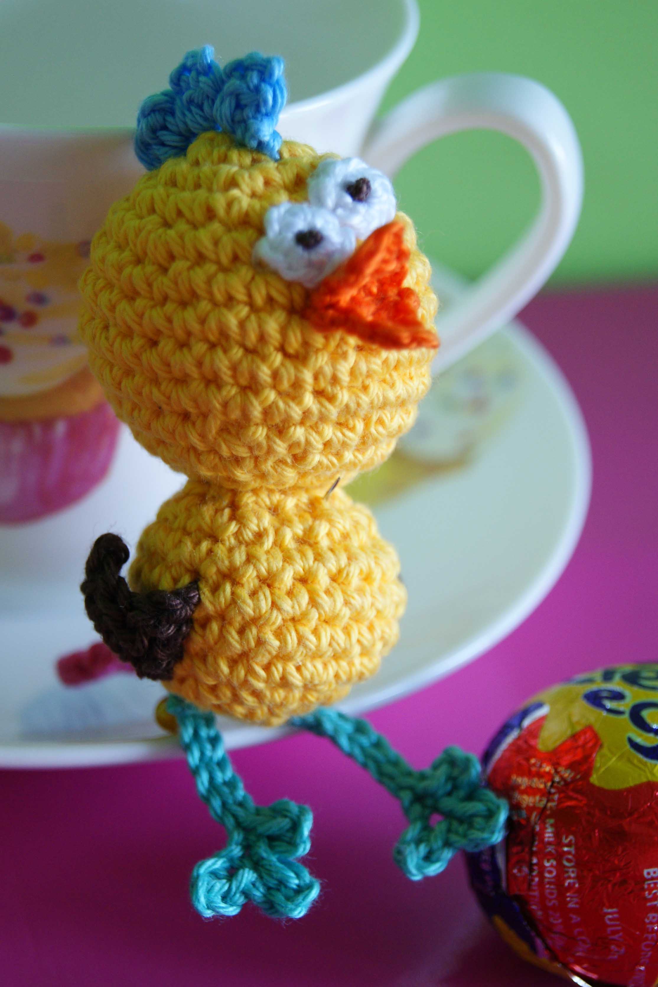 Amigurumi Crazy Chick teacup web.jpg