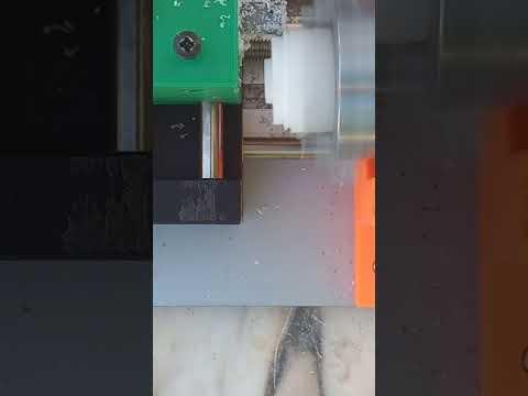 Anjos - miniLathe Test cutting HDPE- OK