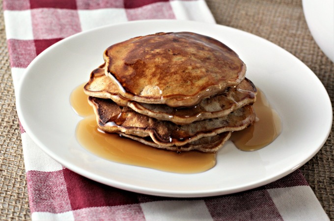 Apple Cinnamon Pancakes 9301-680.jpg