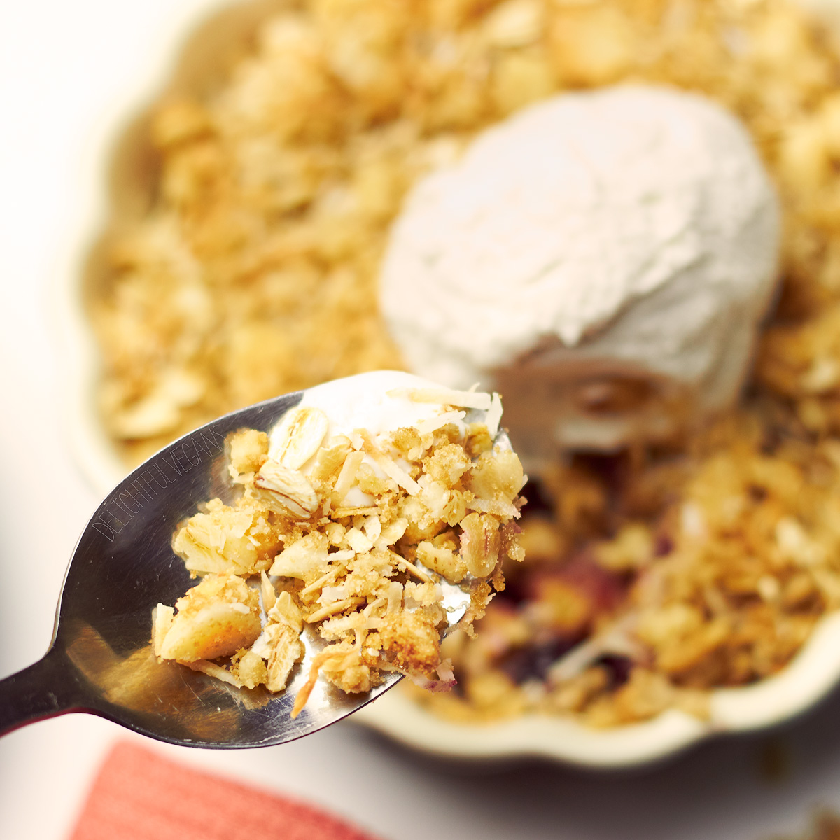 Apple-Blackberry-Crumble_5-square.jpg