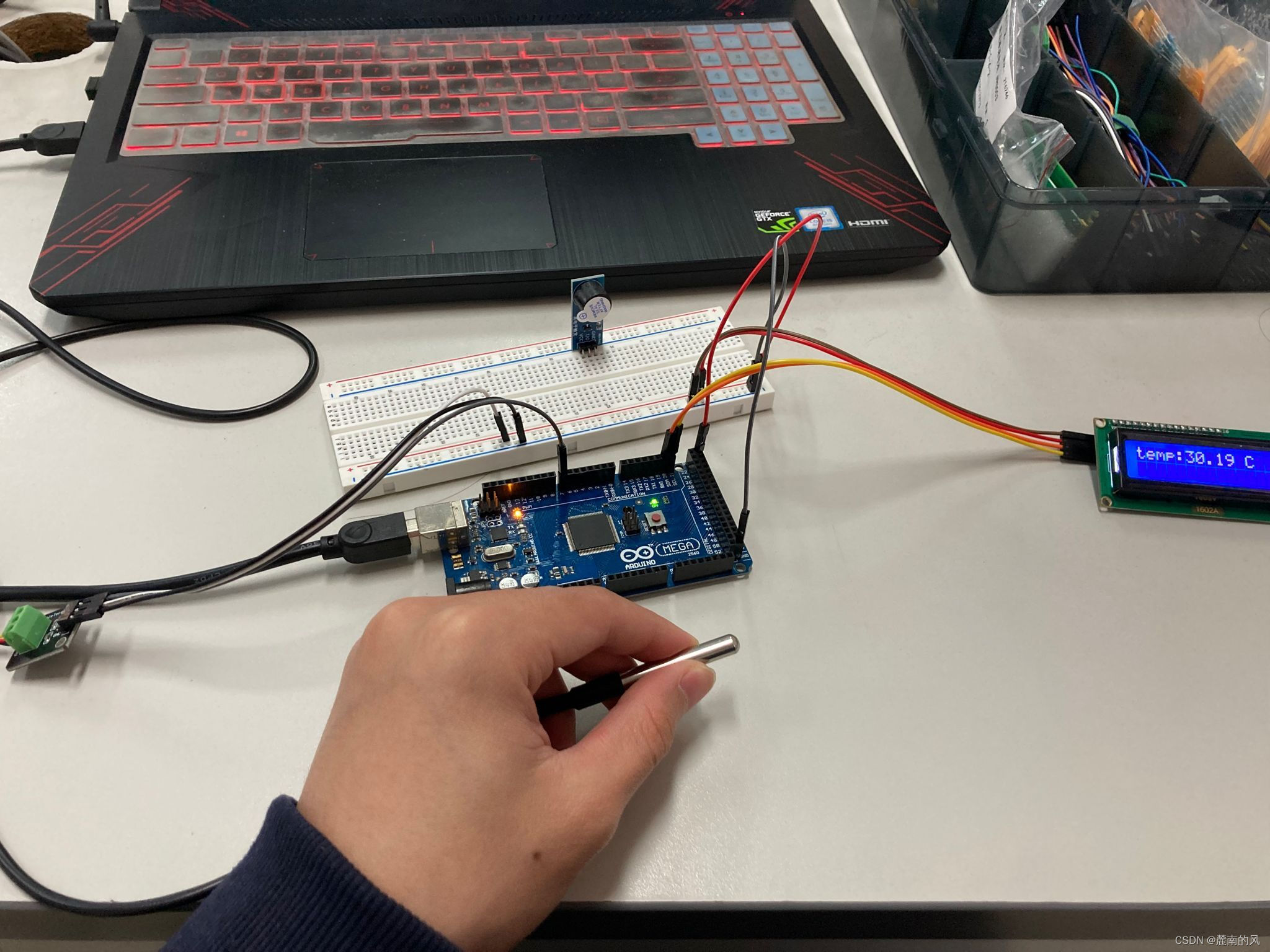 Arduino+DS18B20 temperature sensor .png