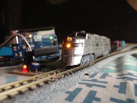 Arduino controlled model railway loop with yard siding | Model railroad automation | DIY