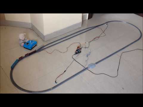 Arduino controlled model train layout with automated siding V2.0 | Arduino based