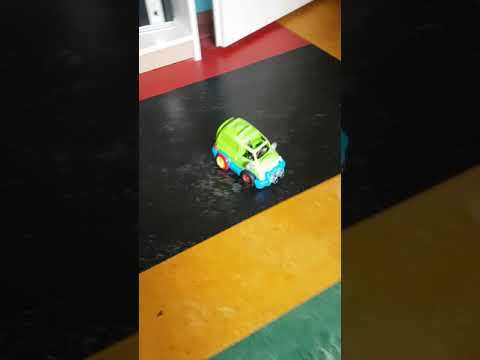 Arduino controlled obstacle avoidance toy car