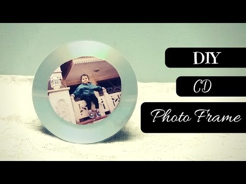 Art and Craft: DIY Photo Frame! Recycling old CDs! Art and crafts ideas - Best Out Of Waste!