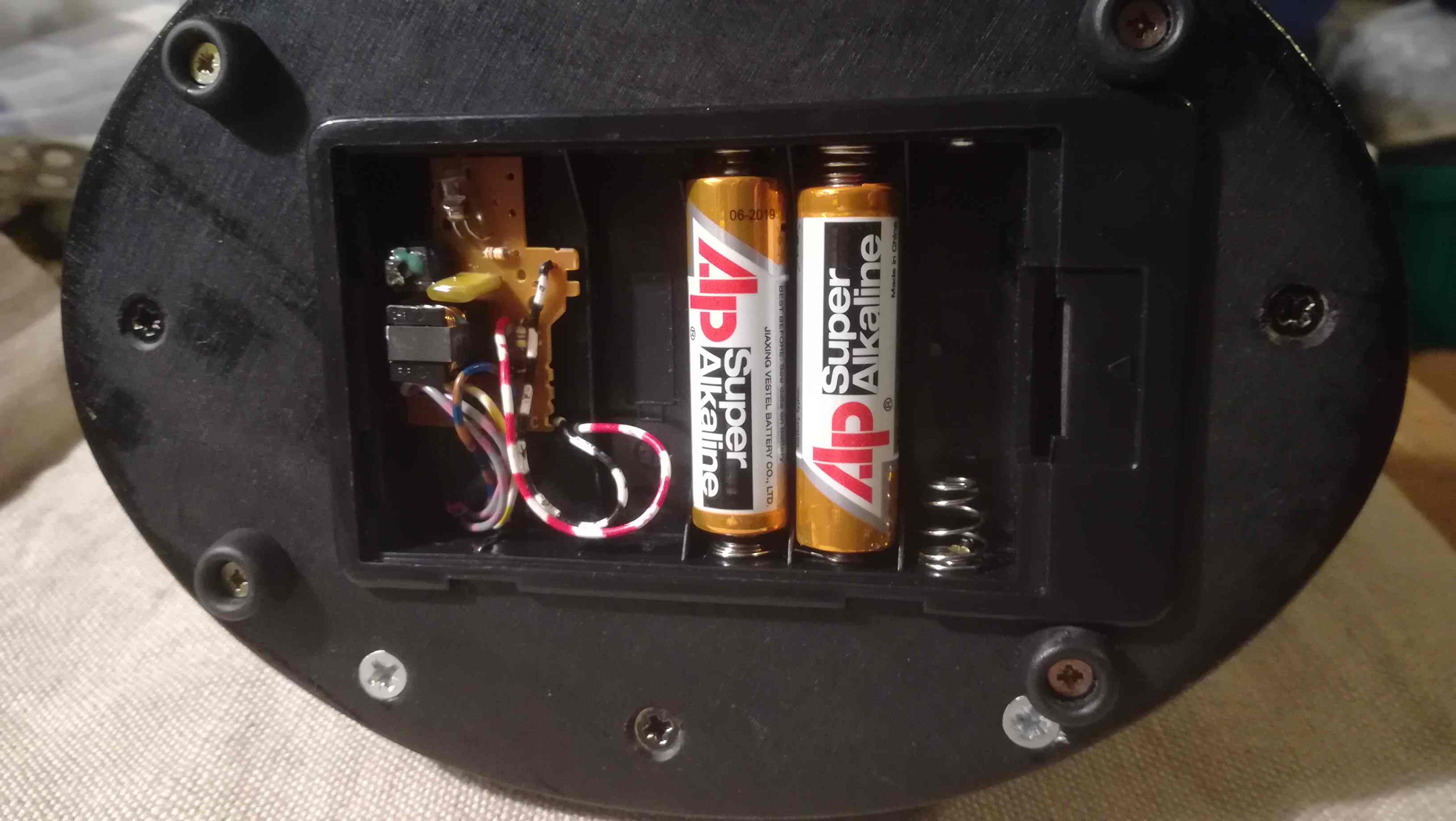 B-Batteryholder-10.jpg