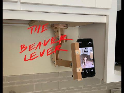 BEAVER LEVER - A PHONE MOUNT